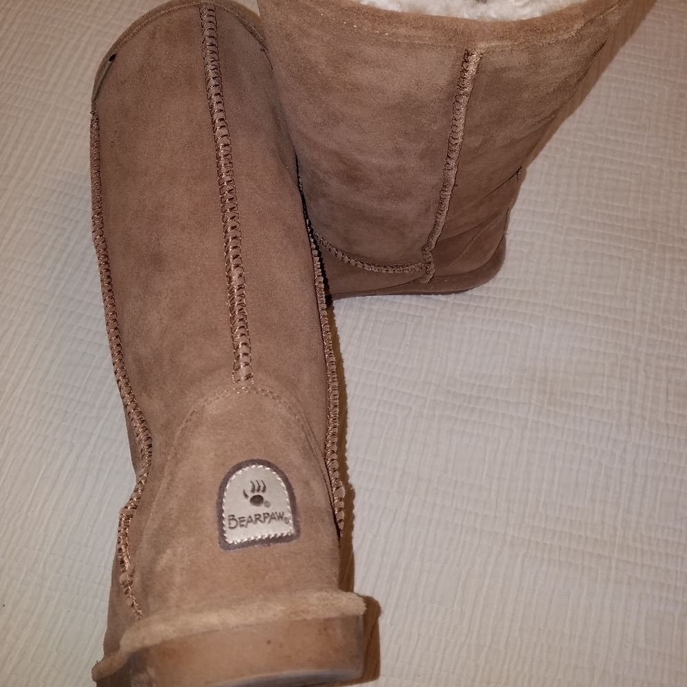 Boots - Picture 2 of 4